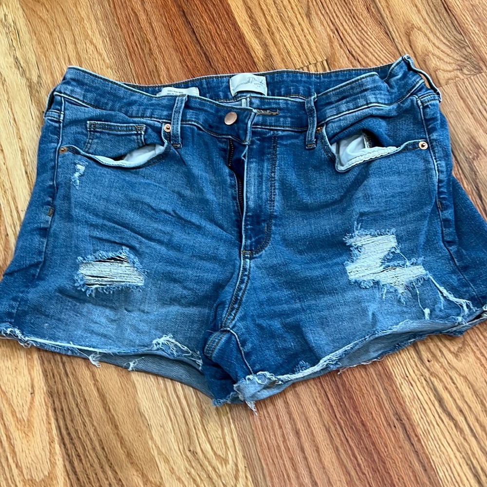 Universal Thread size 14 jean shorts